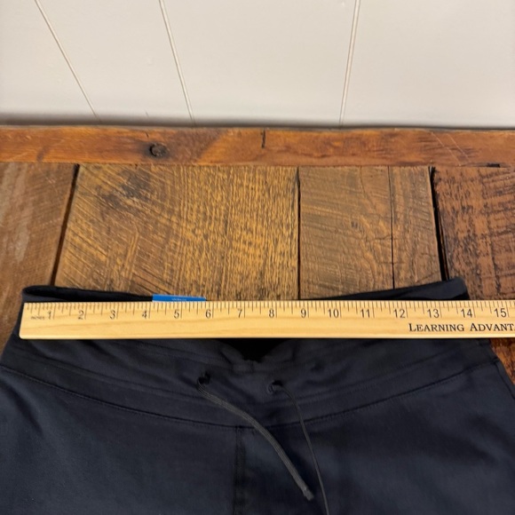 Columbia Performance Fit Capri Pants Black Size Large NWT Activewear - Picture 10 of 12